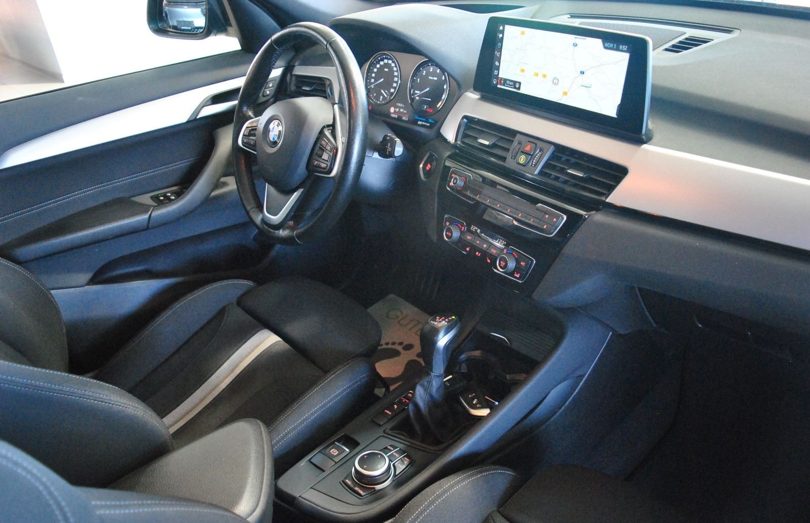 BMW X1 xDr 25e Advantage Sports. HuD Kamera AHK Pano foto 11