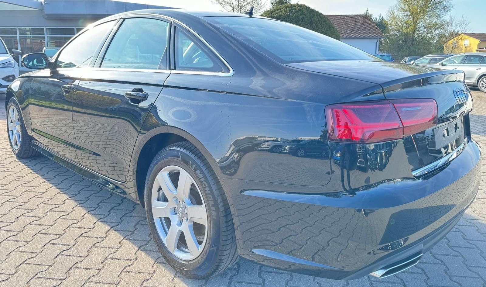 Audi A6 2.0 ultra Sport Navi Standheizung PDC Xenon foto 3