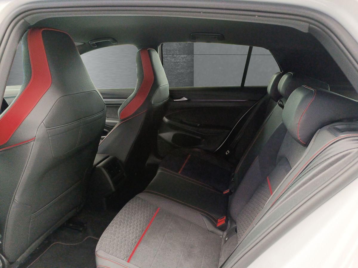 Volkswagen GOLF 8 2.0 TSI "GTI CLUBSPORT" 300 PS DSG+AKRAPO foto 13