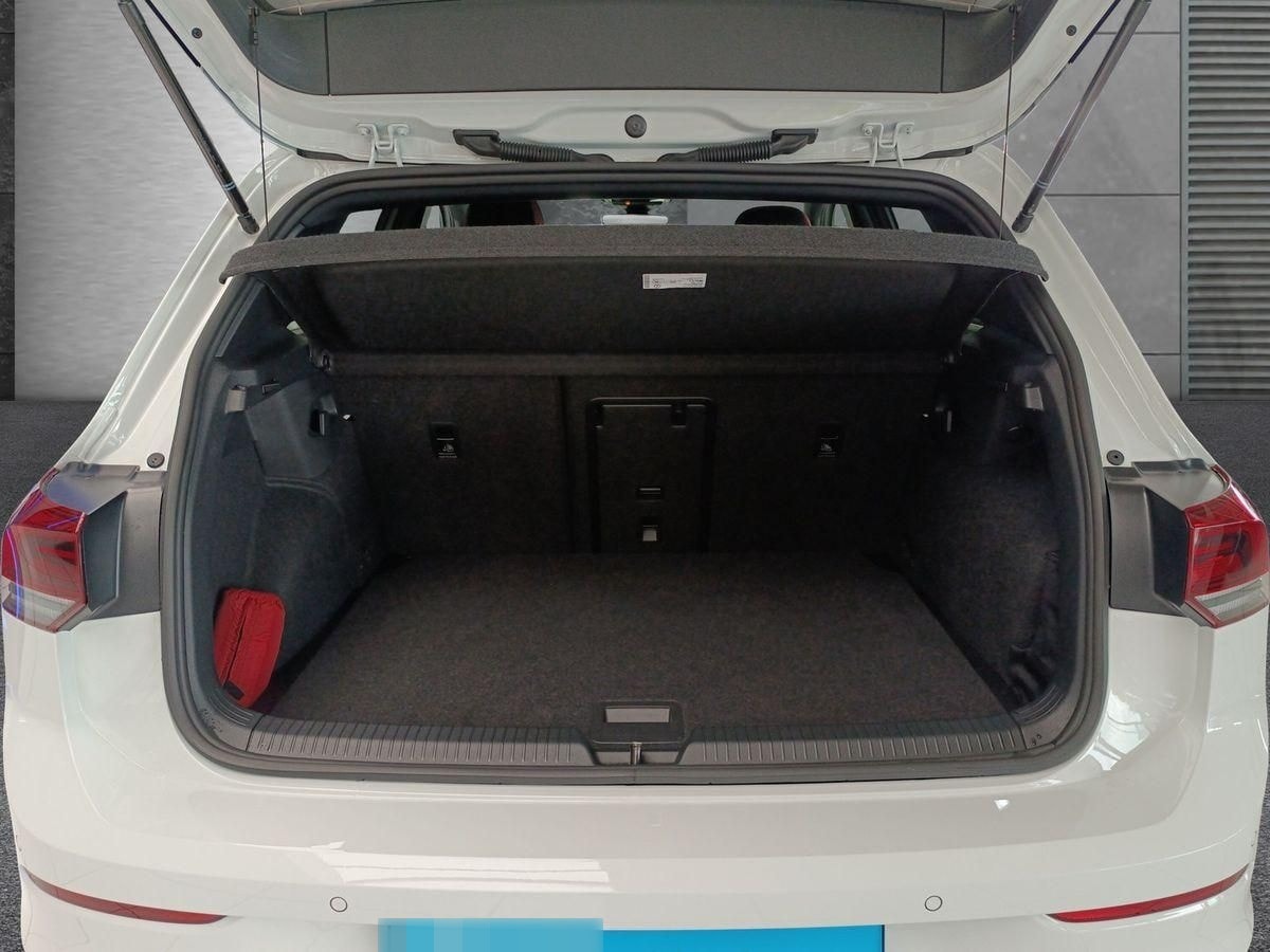 Volkswagen GOLF 8 2.0 TSI "GTI CLUBSPORT" 300 PS DSG+AKRAPO foto 16