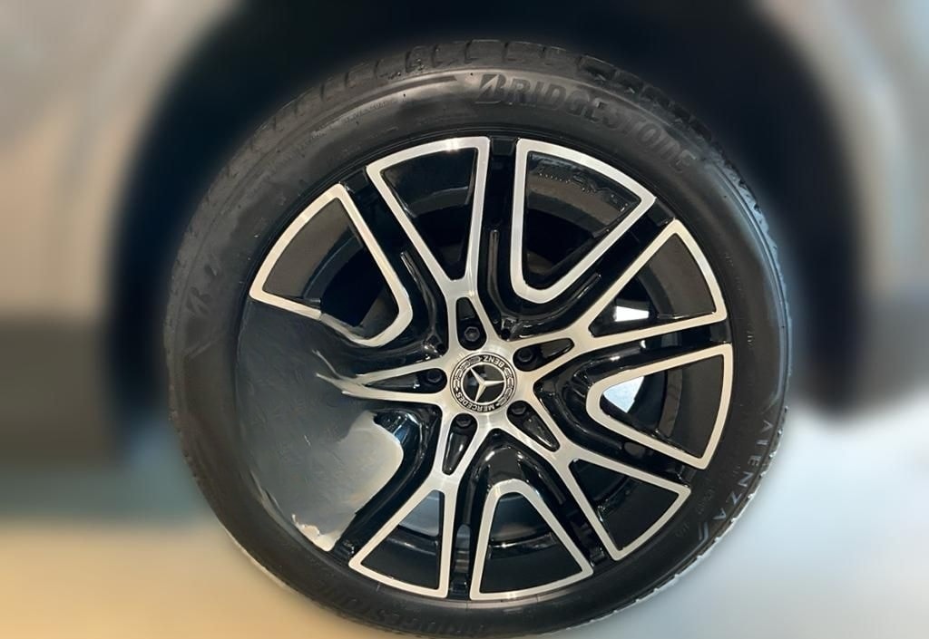 Mercedes-Benz GLA 180 AMG ACC AHK AUT DynLicht Fernlichtass. foto 15