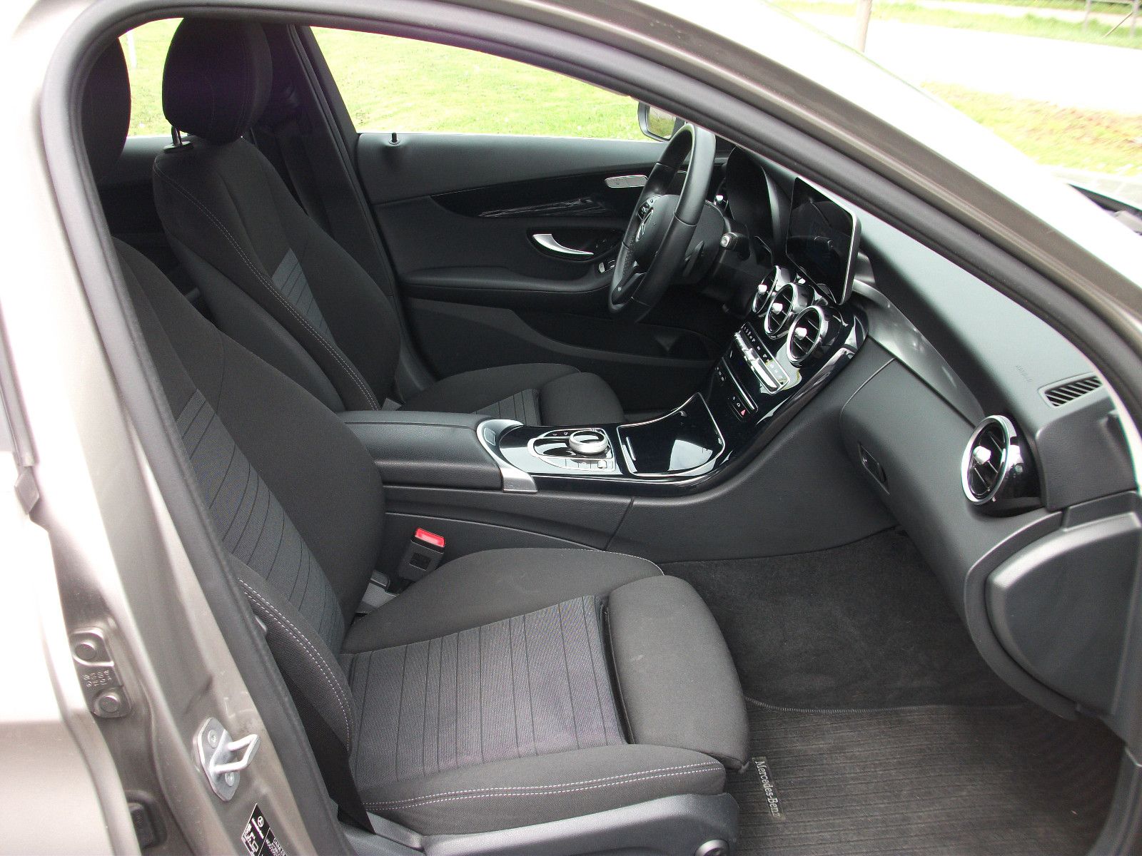 Mercedes-Benz C 200 4MATIC T Autom. Navi SHZ WR Kamera LED PTS foto 8