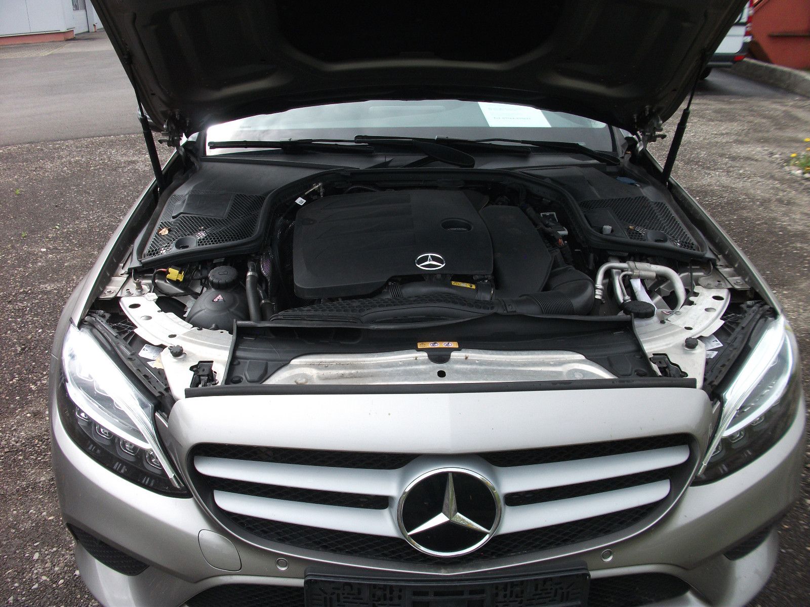 Mercedes-Benz C 200 4MATIC T Autom. Navi SHZ WR Kamera LED PTS foto 10