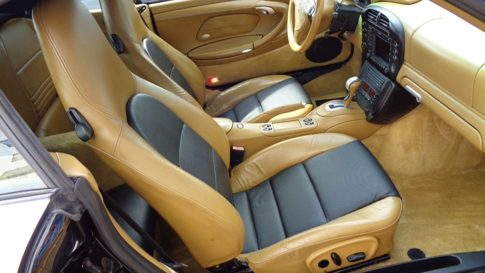 Porsche 911 Cabrio Carrera 4*Tiptronic*2.Hand*TOP* foto 9