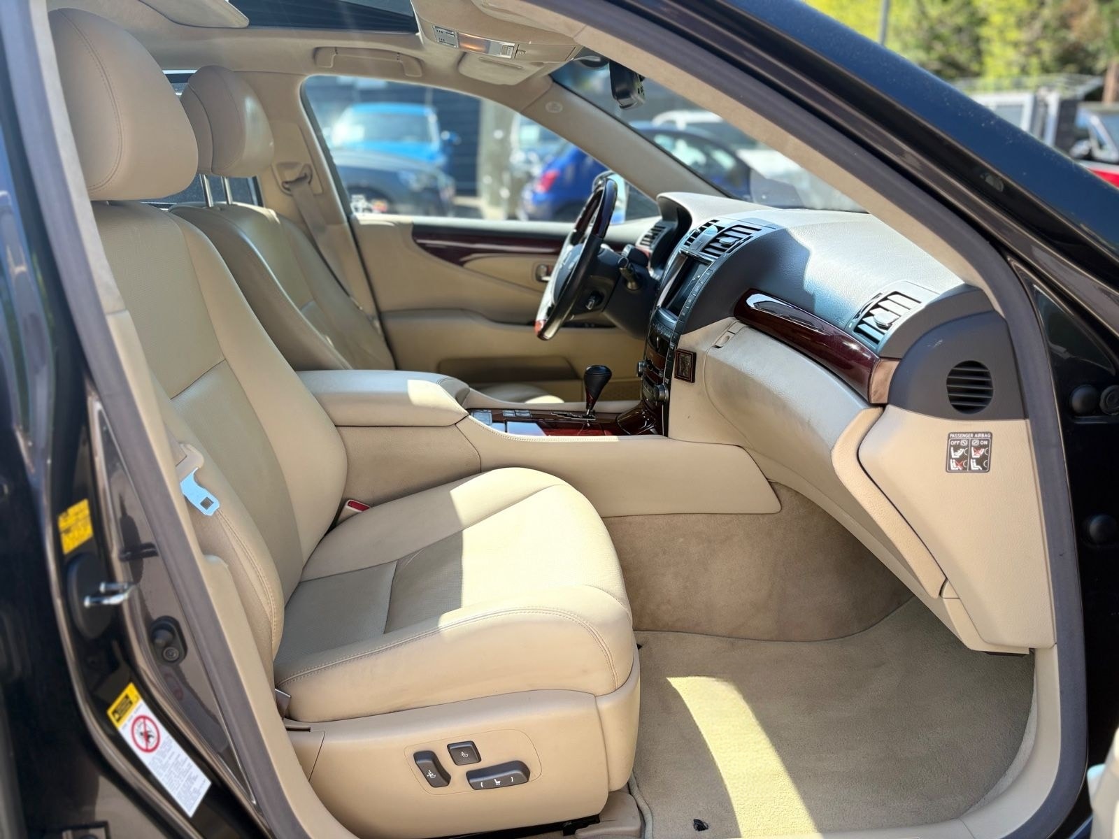 Lexus LS 460 *LEDER*SITZBELÜFTUNG*SCHIEBEDACH*KAMERA* foto 17