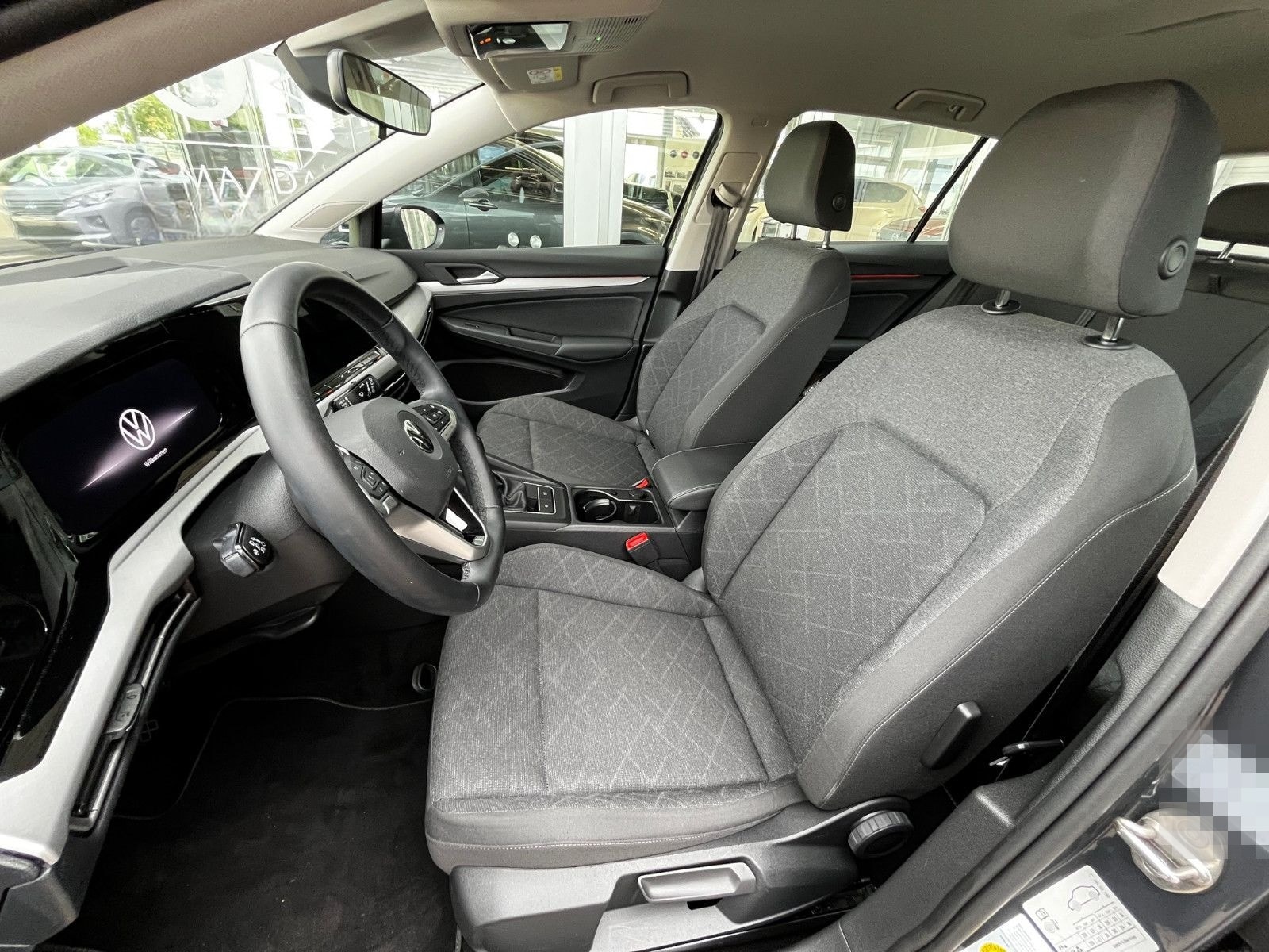 Volkswagen Golf VIII Lim. Life *Sitzhz.*Carplay*ACC* foto 6