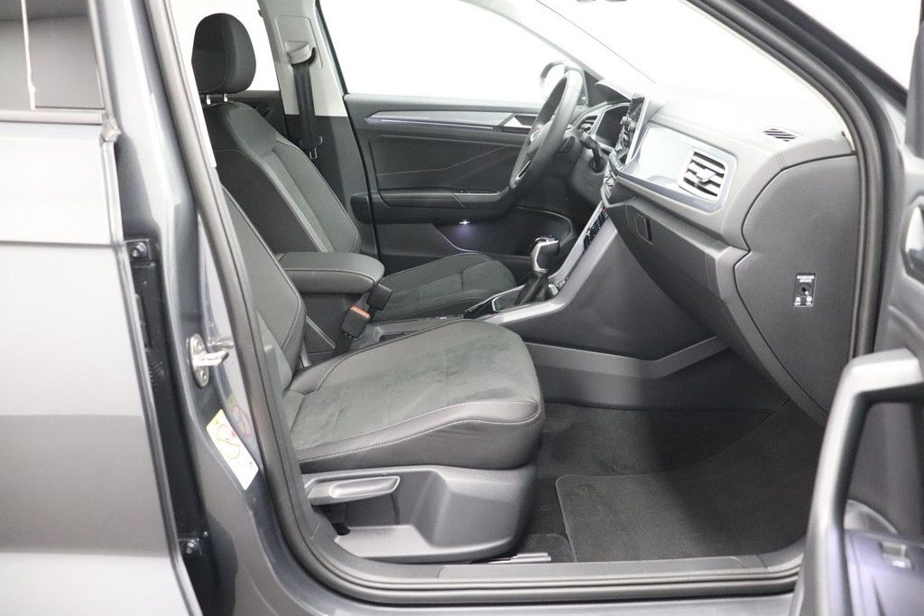 Volkswagen T-Roc Style 1.5 l TSI 110 kW 150 PS 7-Gang-Doppe foto 18