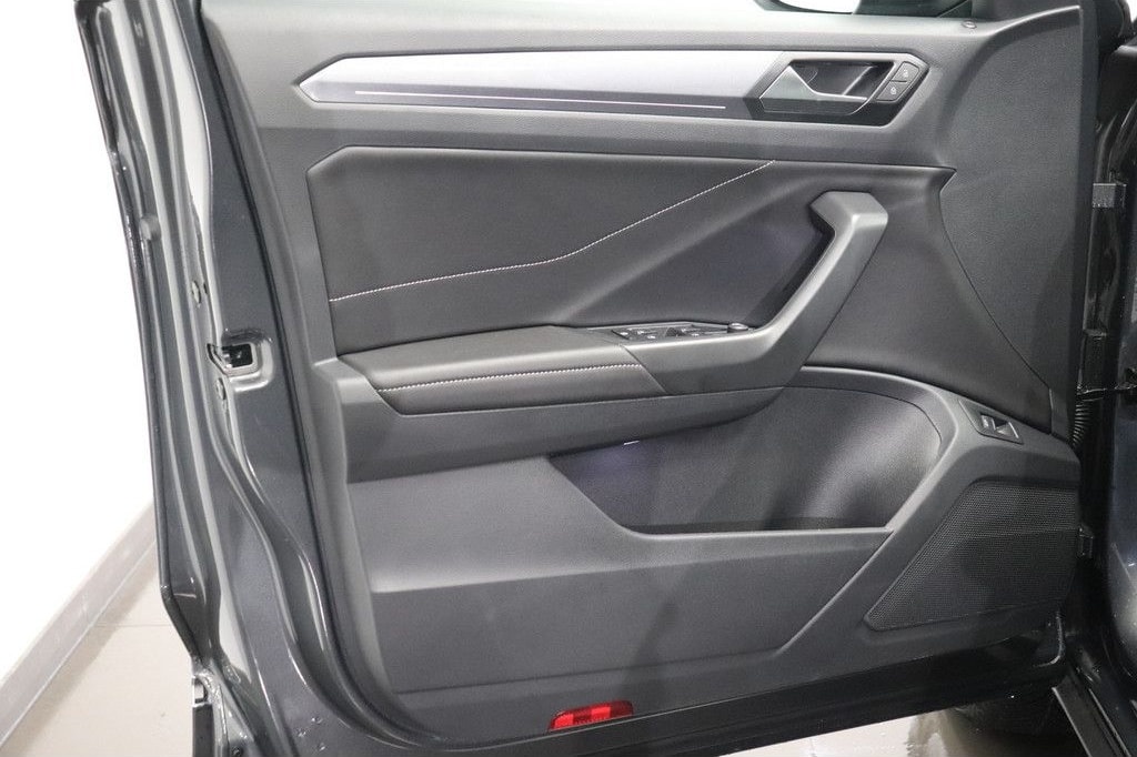 Volkswagen T-Roc Style 1.5 l TSI 110 kW 150 PS 7-Gang-Doppe foto 8