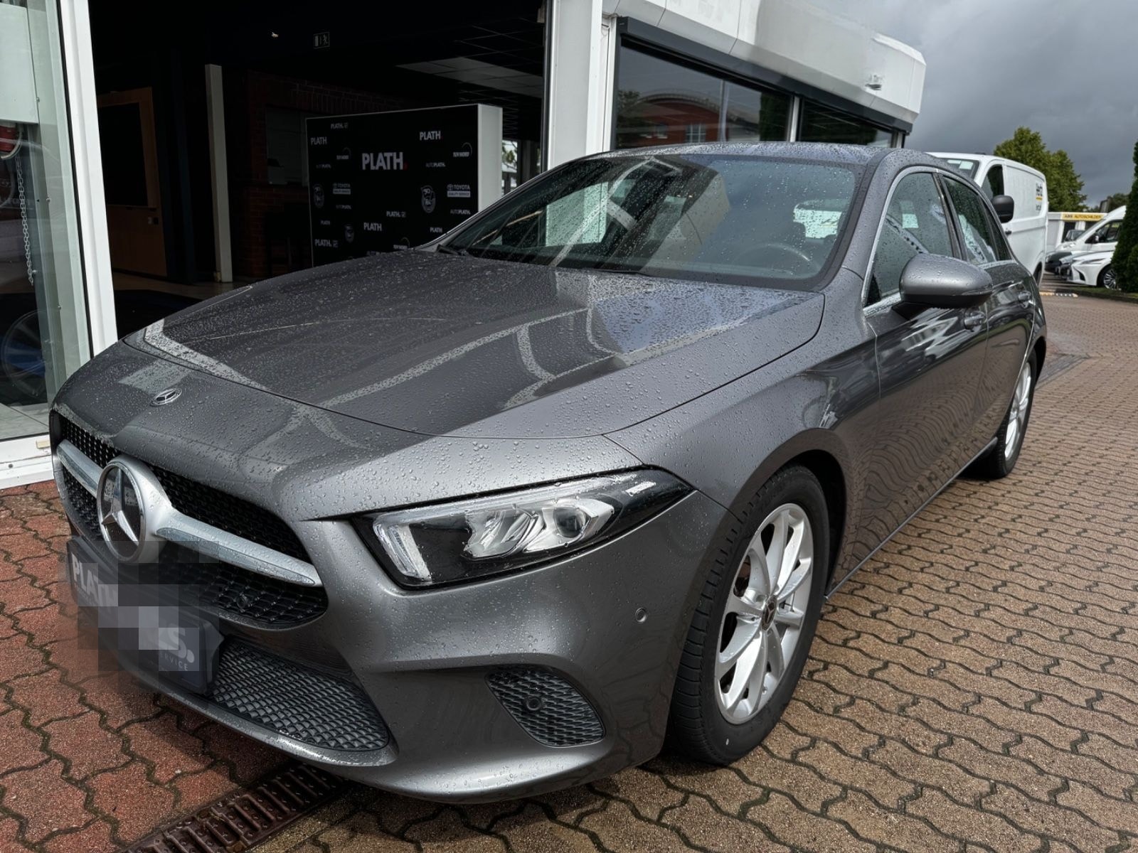 Mercedes-Benz A 180 A -Klasse A 180 d foto 1