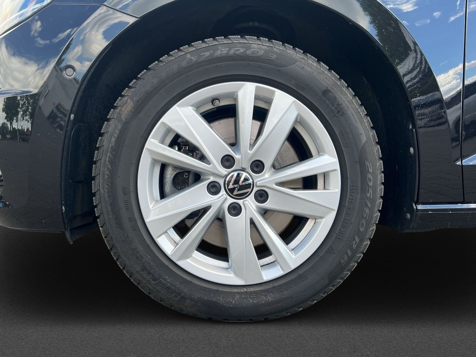 Volkswagen Touran Comfortline Goal 1,5l TSi150PS*DSG+Nav+RF foto 7
