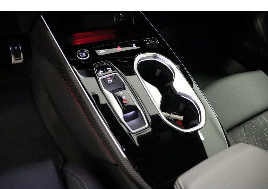 Audi A6 Avant edition one TDI quattro 150 kW S tronic foto 15