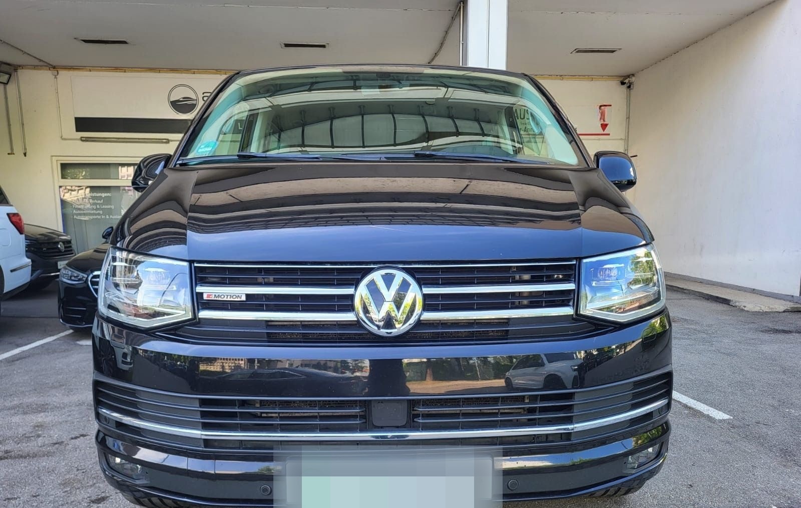 Volkswagen T6 2,0 TDI 4M Bulli Multivan Highline AHK StHzg foto 2