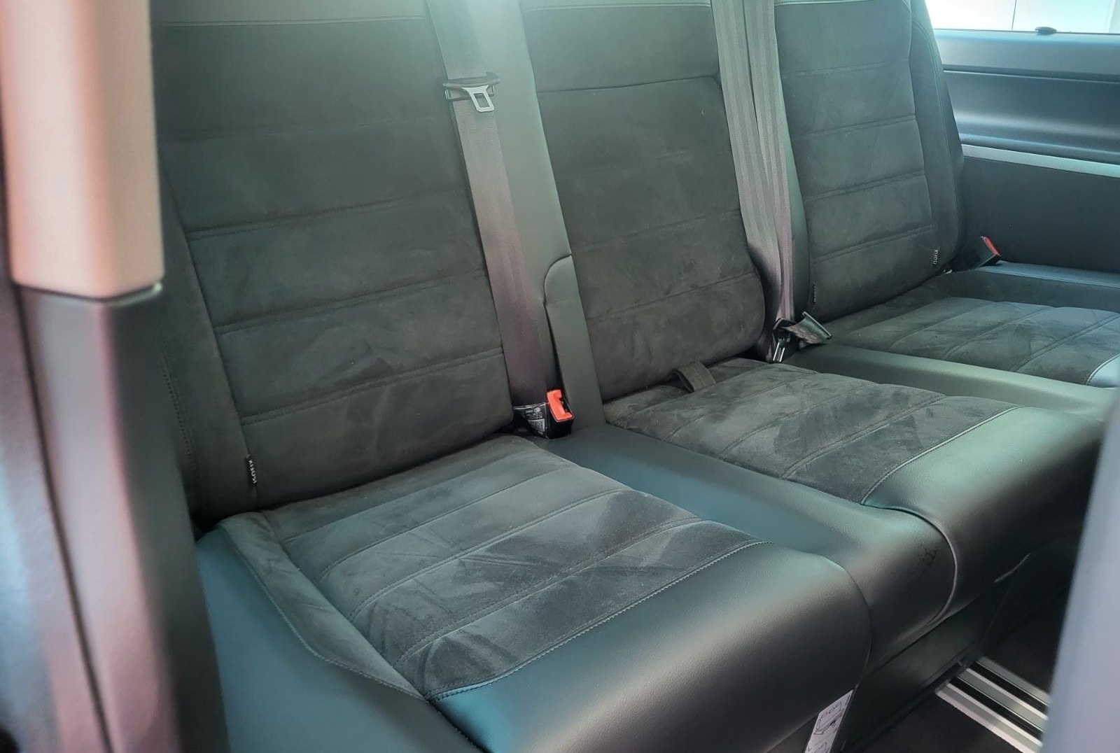 Volkswagen T6 2,0 TDI 4M Bulli Multivan Highline AHK StHzg foto 16