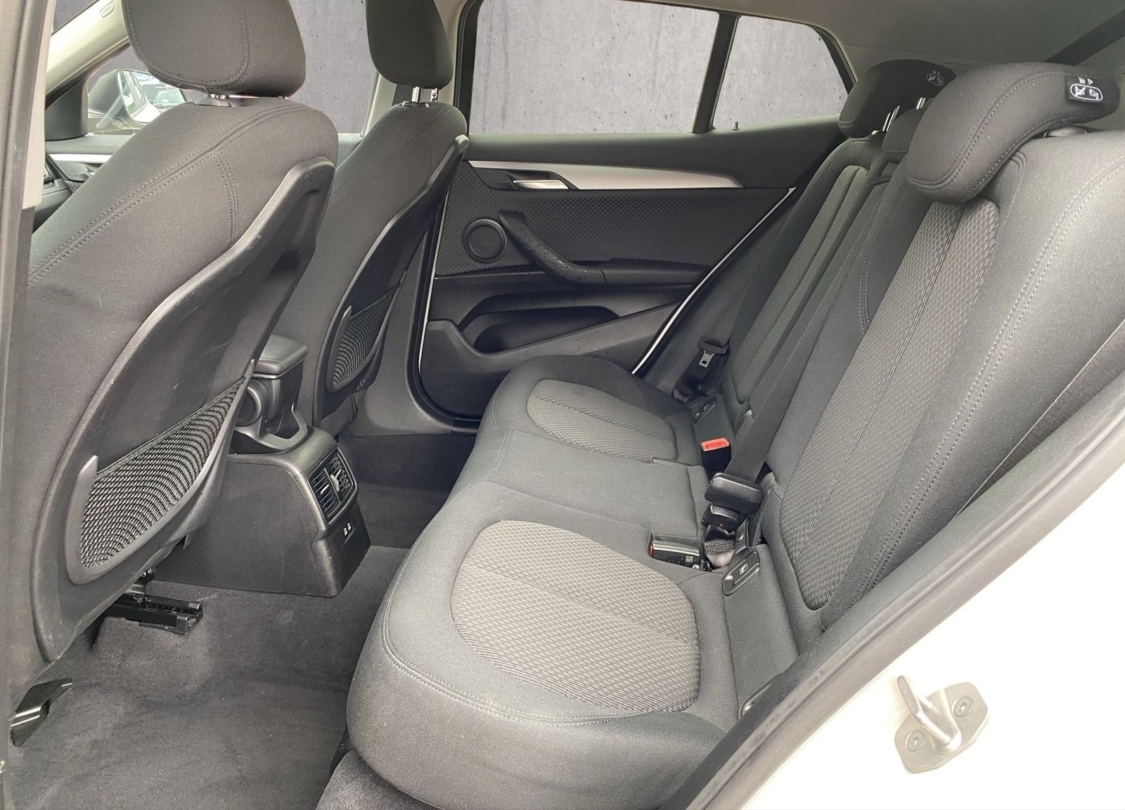 BMW X2 sDrive 18 i Advantage *Navi*El.Heckklappe*RFK foto 6