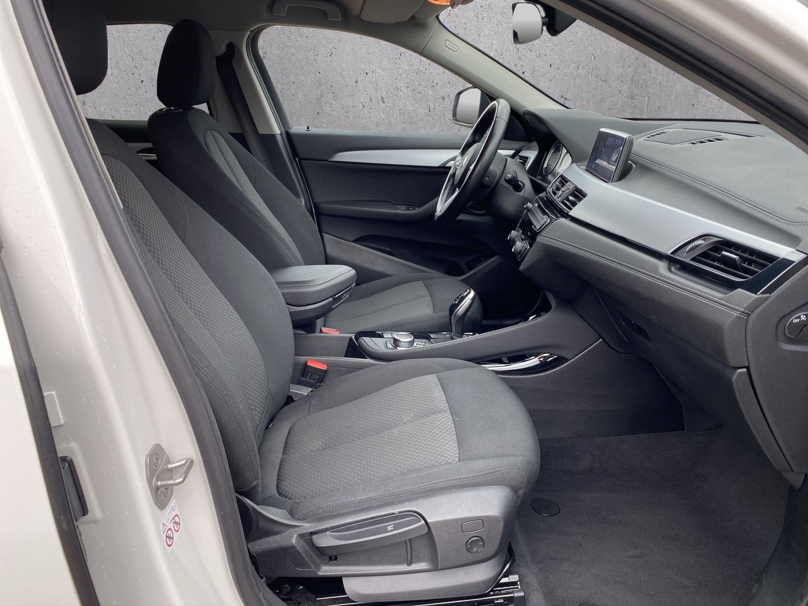 BMW X2 sDrive 18 i Advantage *Navi*El.Heckklappe*RFK foto 7