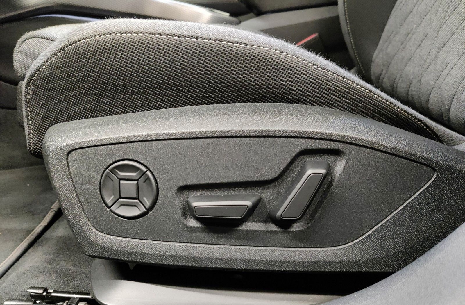 Audi A6 quattro B&O/Pano/ACC/Hud/Beifahrerdisplay foto 18