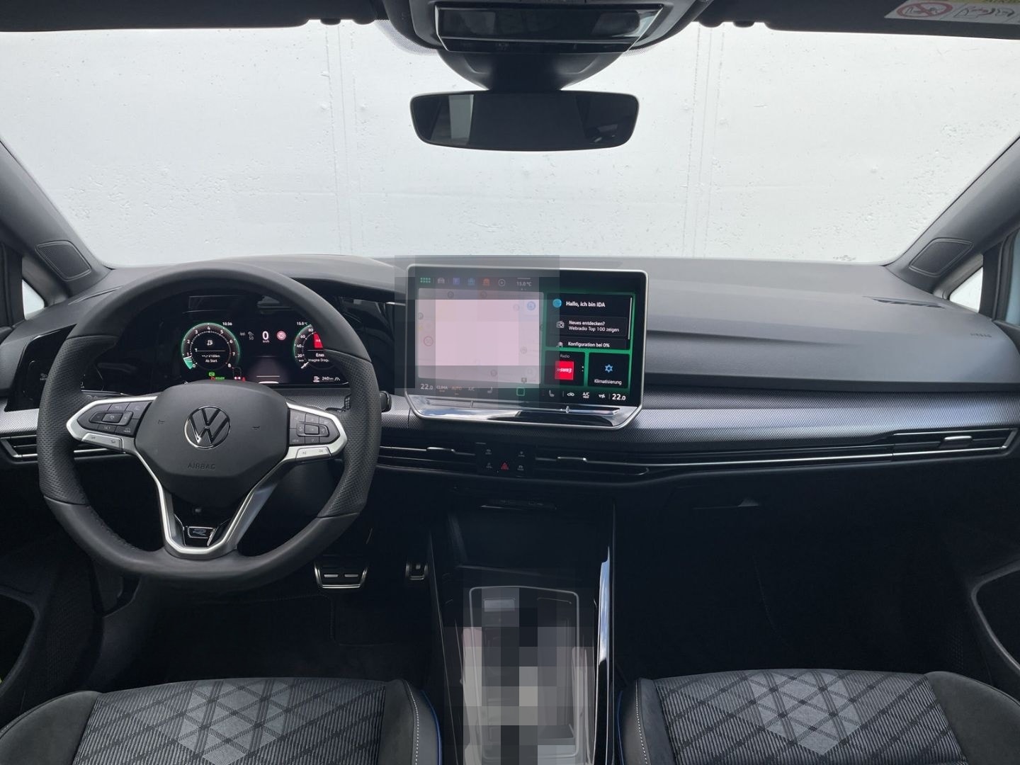 Volkswagen Golf VIII 1.5 eTSI DSG R-Line AHK/360°Kamera/HUD foto 11