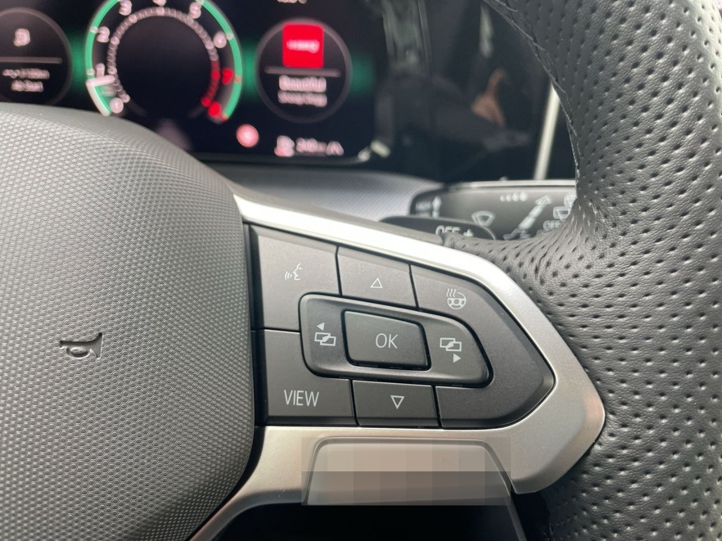 Volkswagen Golf VIII 1.5 eTSI DSG R-Line AHK/360°Kamera/HUD foto 14