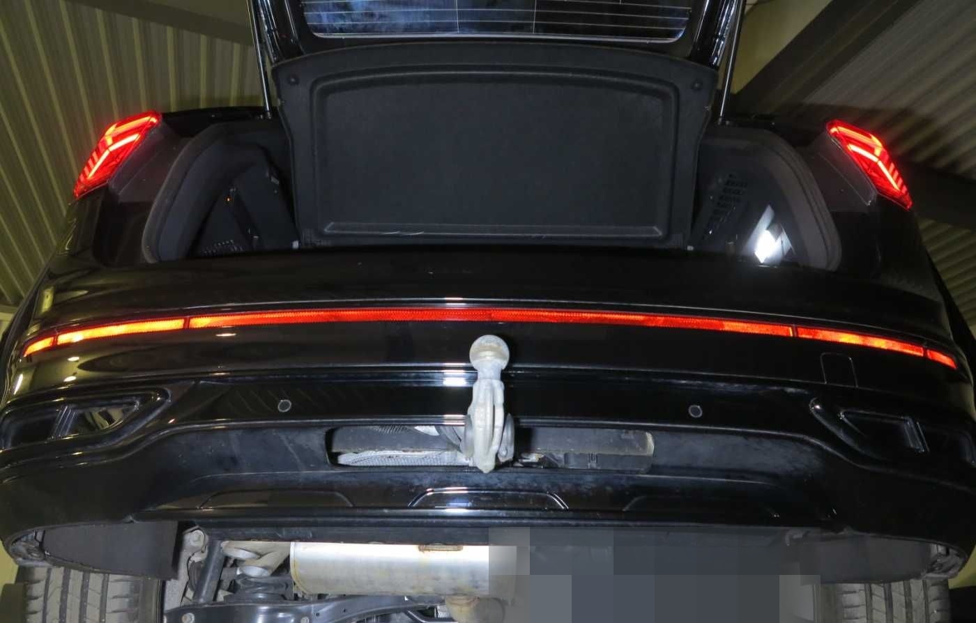 Volkswagen Tiguan 2.0 TDI SCR 4MOT DSG7 R-Line AHK Navi foto 16