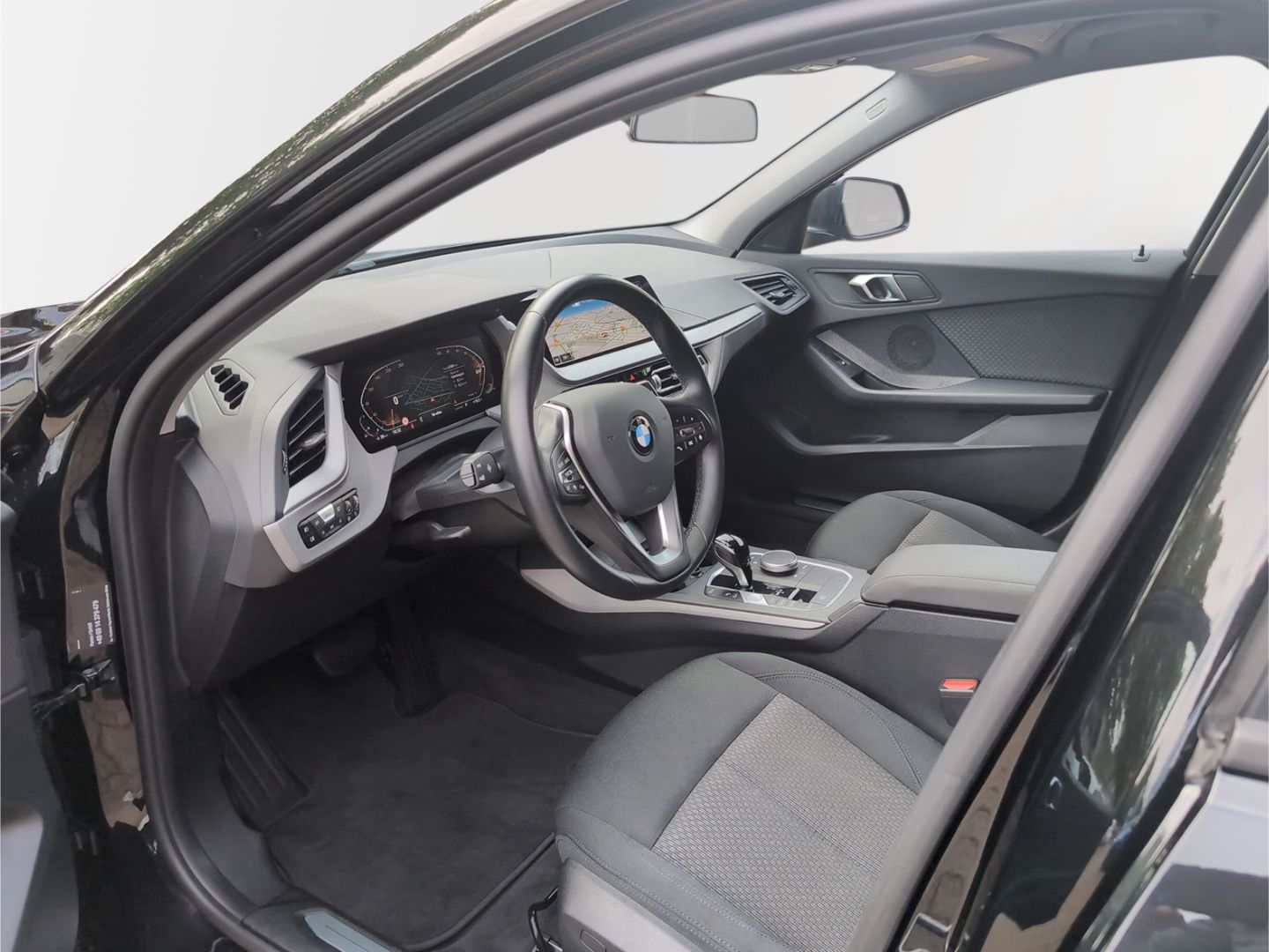 BMW 118 i Advantage, DCT, Parkassistent-Paket, SH foto 8