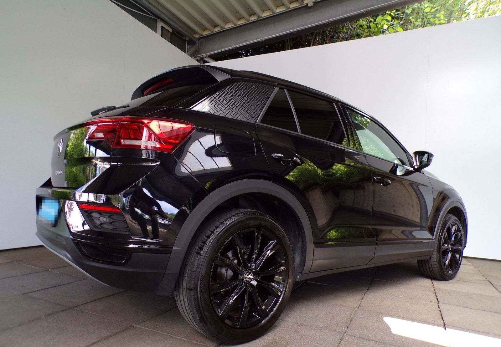 Volkswagen T-ROC 1.5 TSI SPORT / BLACK STYLE+BEATS AUDIO foto 8