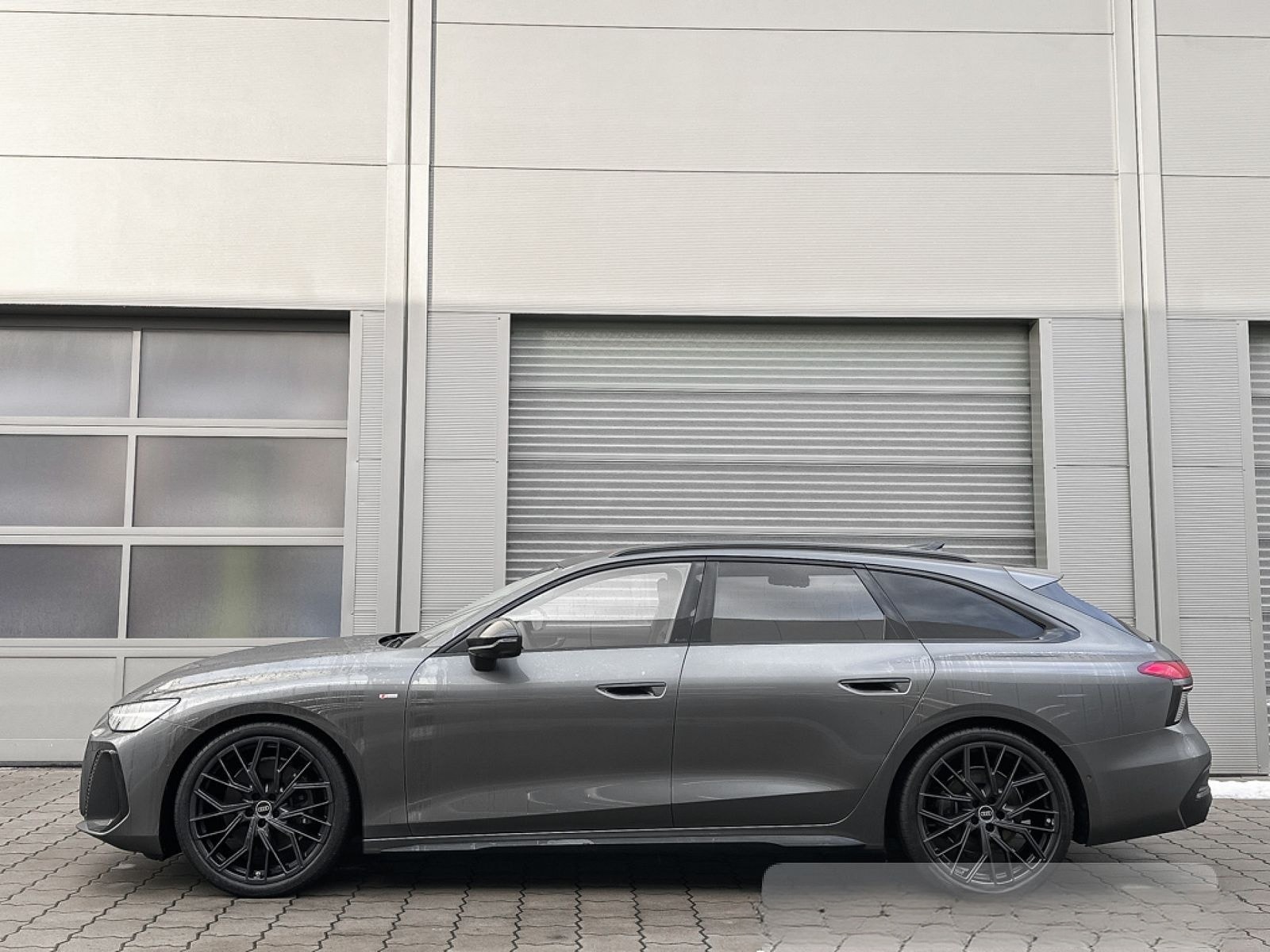 Audi A6 AVANT 2.0 TDI QUATTRO EDITION ONE S-LINE B+O foto 4