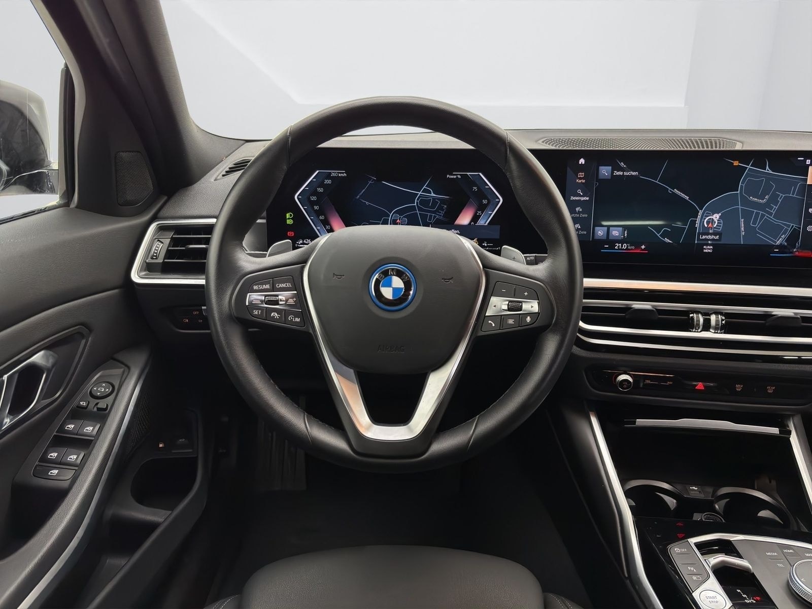 BMW 320e Touring [Sport Line, AHK, ACC, RFK, 18" LMR foto 15