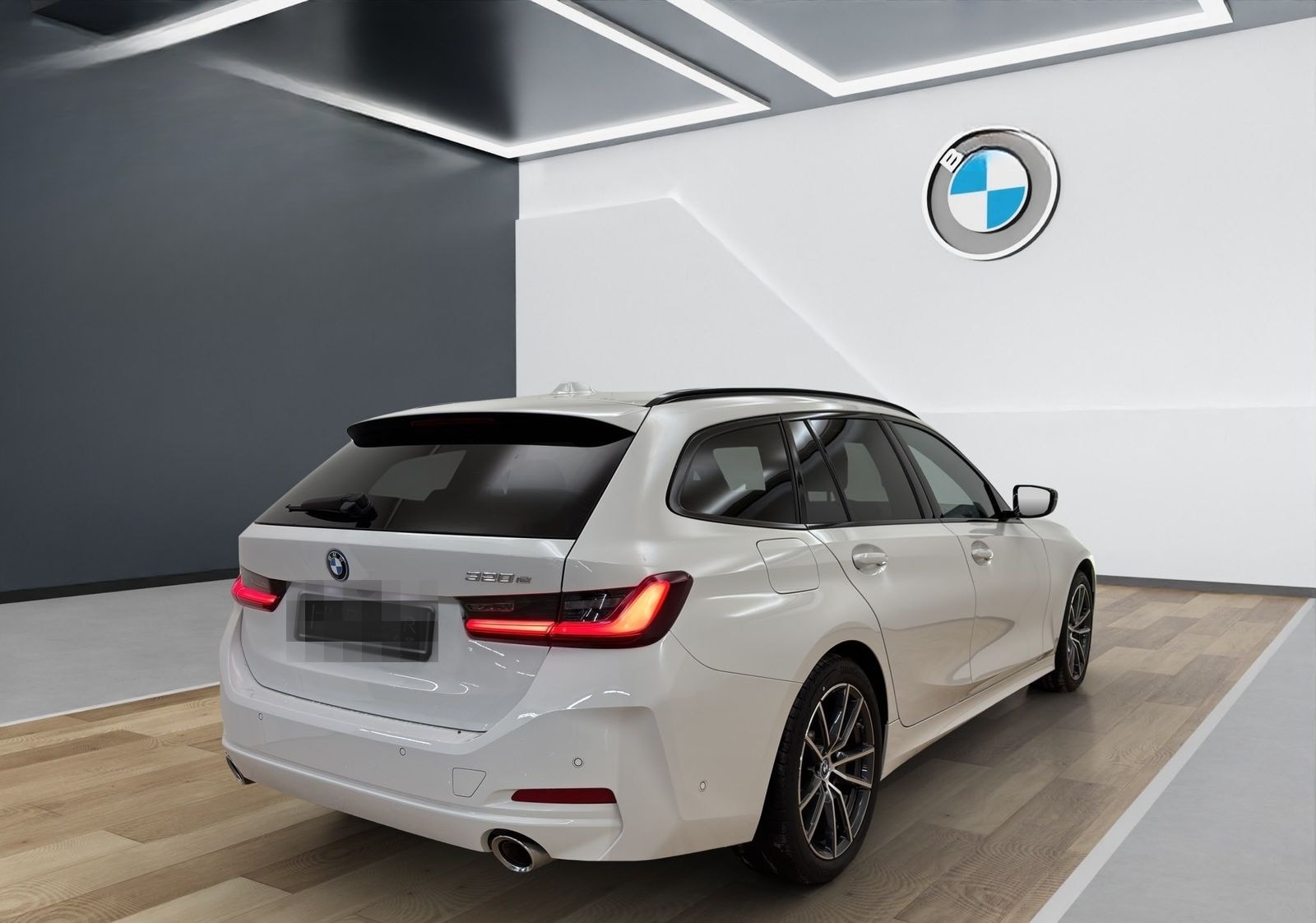 BMW 320e Touring [Sport Line, AHK, ACC, RFK, 18" LMR foto 3