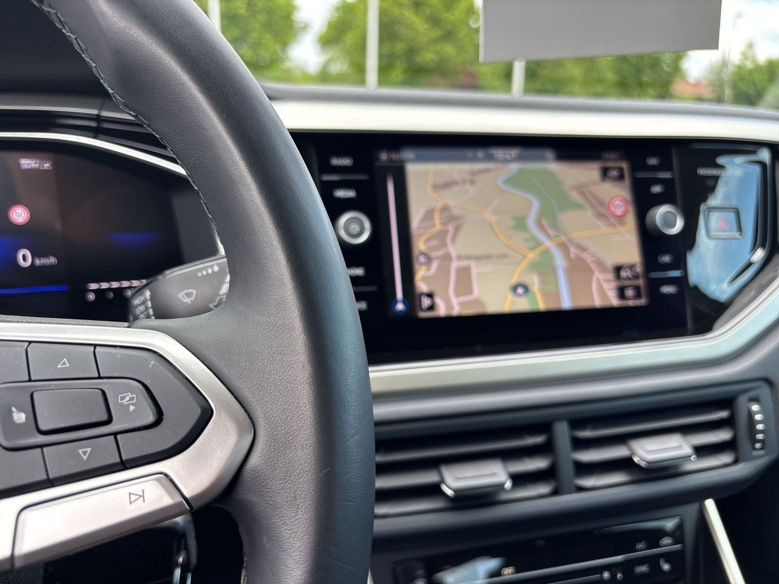 Volkswagen Polo  1,0 TSI Move NAVI+SHZ+KLIMA foto 15