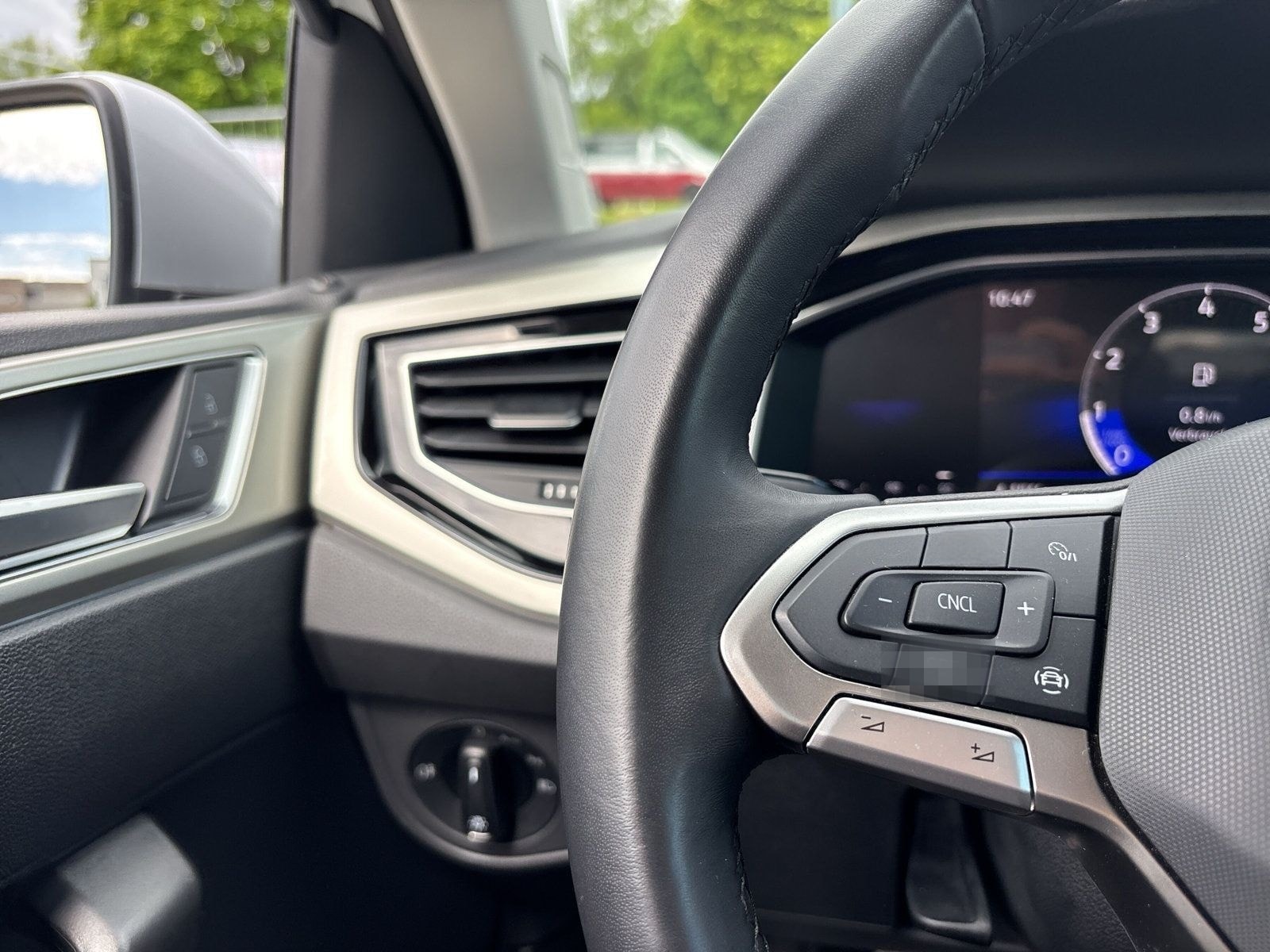 Volkswagen Polo  1,0 TSI Move NAVI+SHZ+KLIMA foto 16