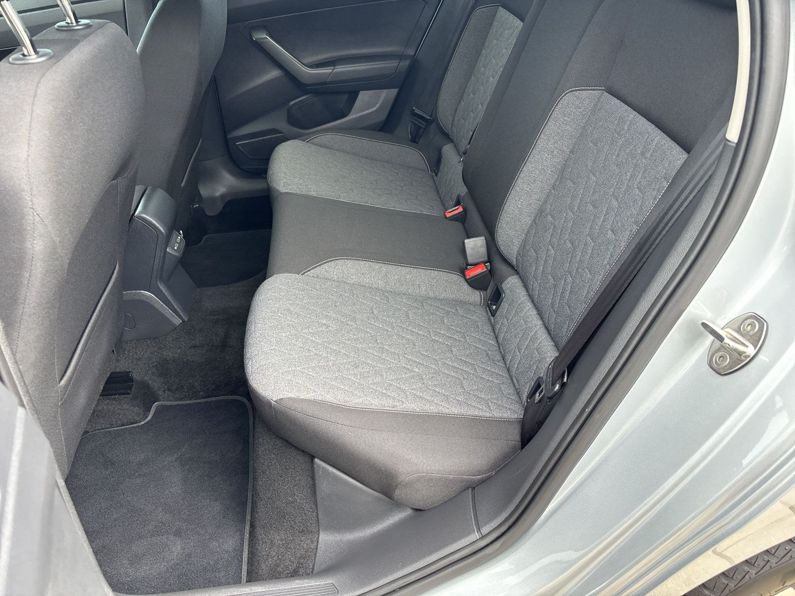 Volkswagen Polo  1,0 TSI Move NAVI+SHZ+KLIMA foto 10