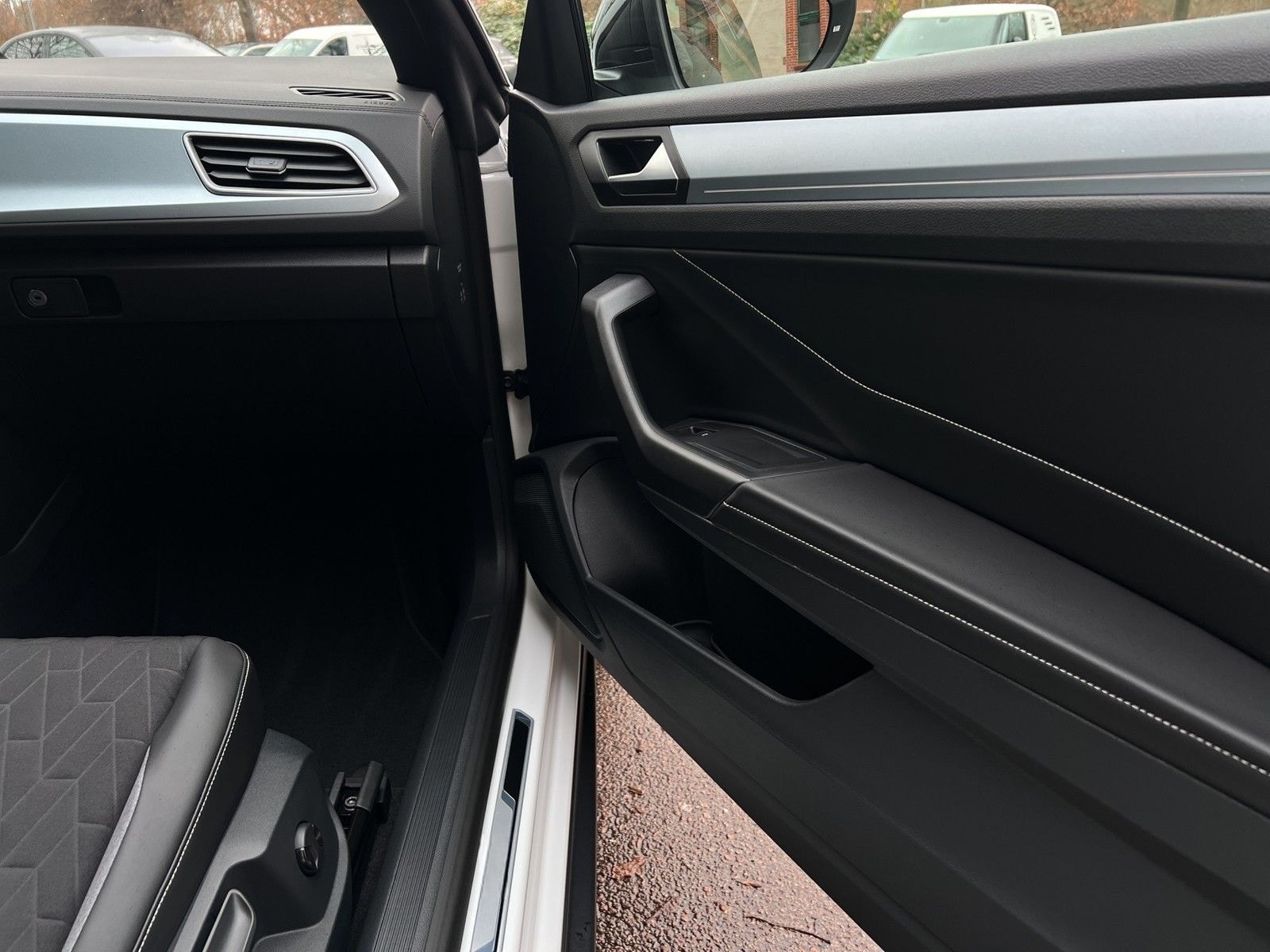 Volkswagen T-Roc Cabriolet 1.5 TSI Goal DSG foto 17