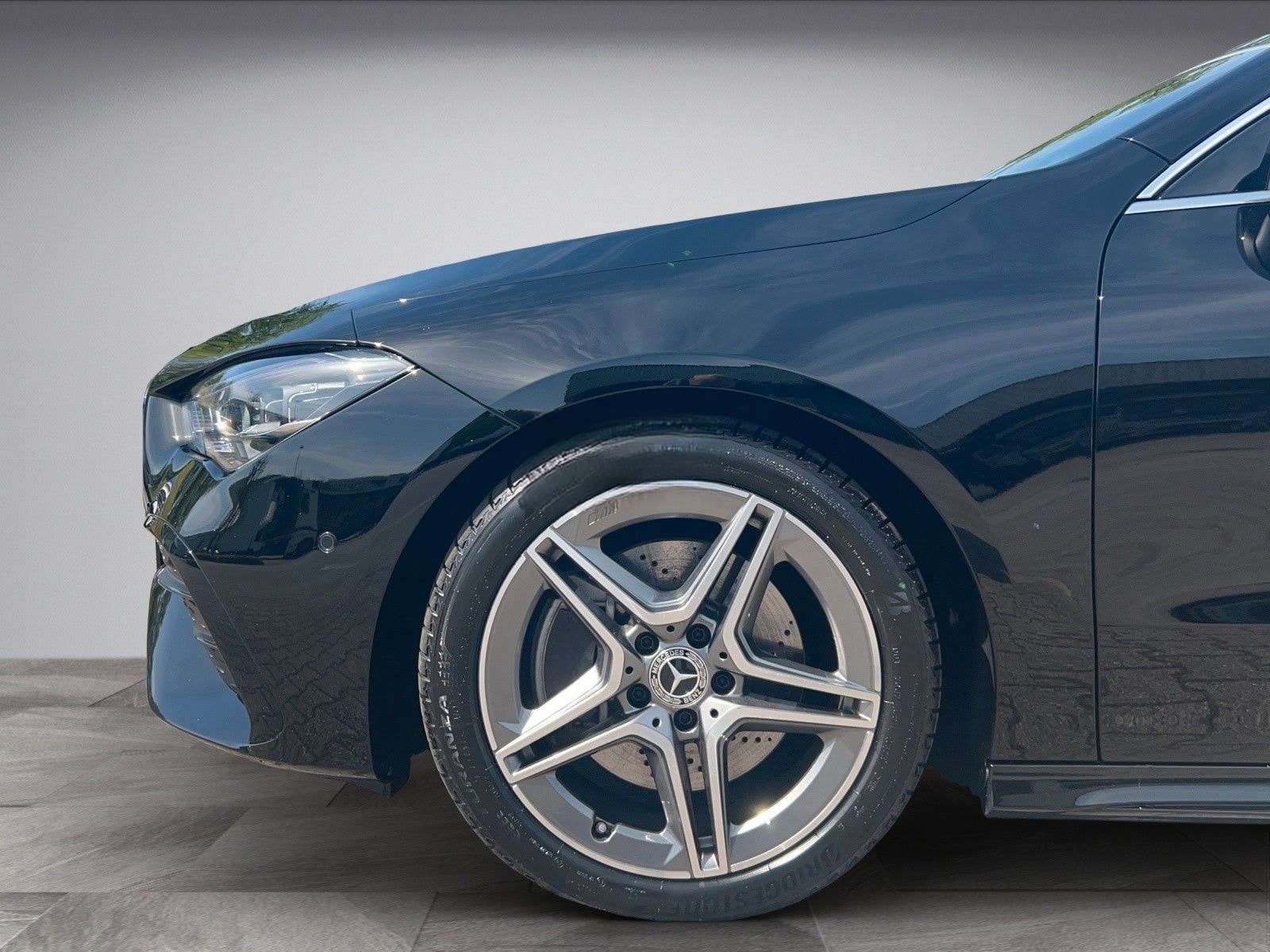 Mercedes-Benz CLA 200 *AMG-LINE*AHK*KEYLESS*MULTIBEAM*KAMERA* foto 4