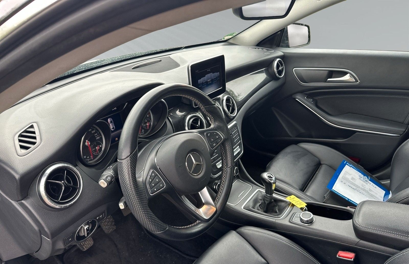 Mercedes-Benz CLA -Klasse CLA 200  foto 12