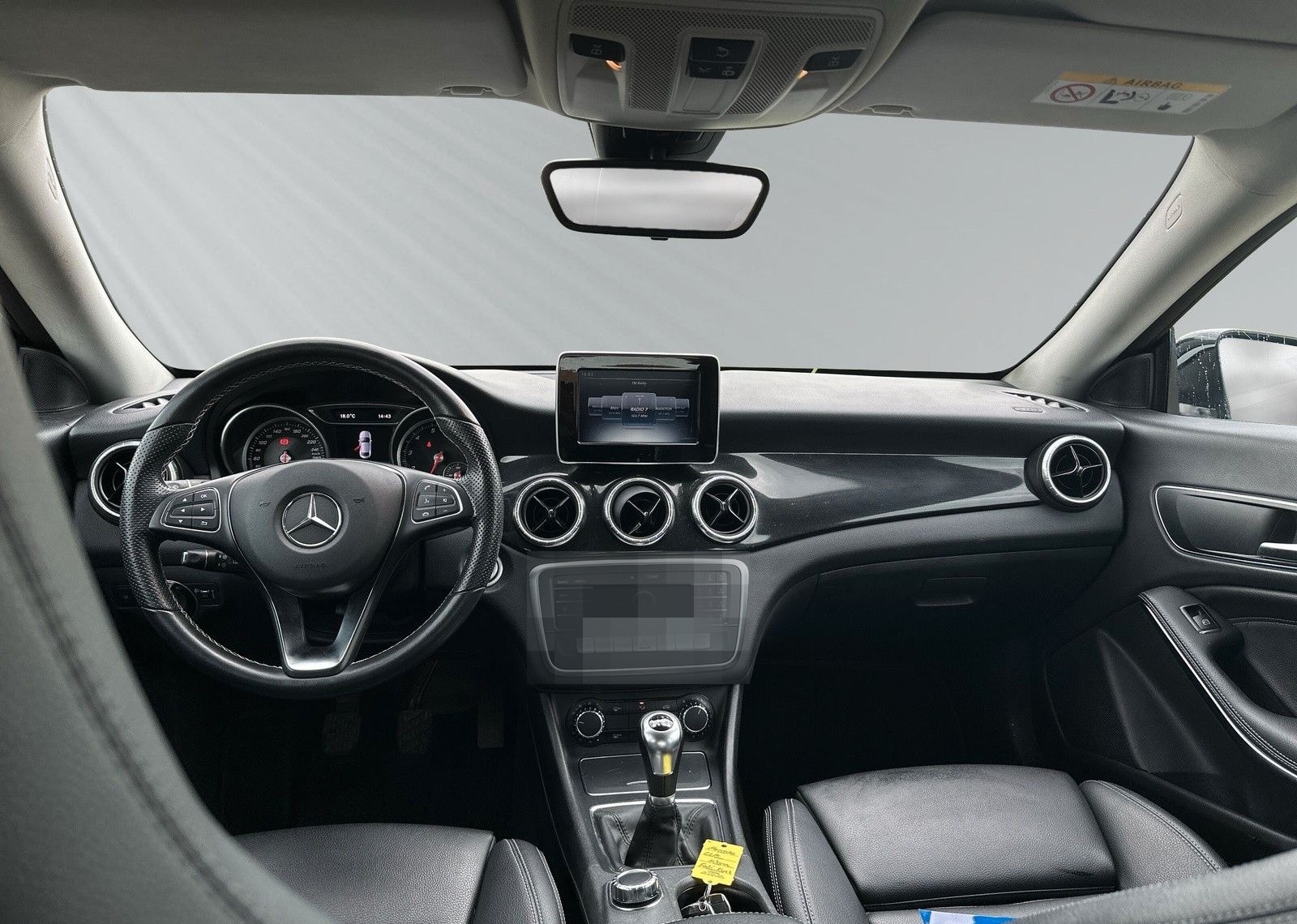 Mercedes-Benz CLA -Klasse CLA 200  foto 13