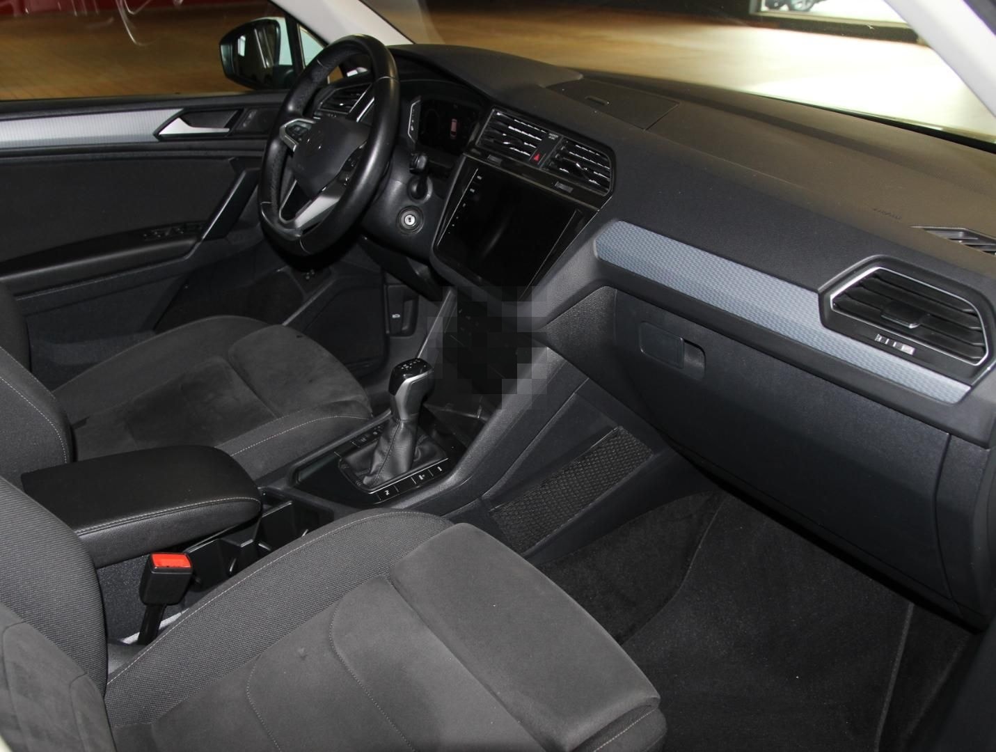 Volkswagen Tiguan Life 1.4 TSI,DSG,AHK,Lenkradhzg,Navi,Mass foto 8