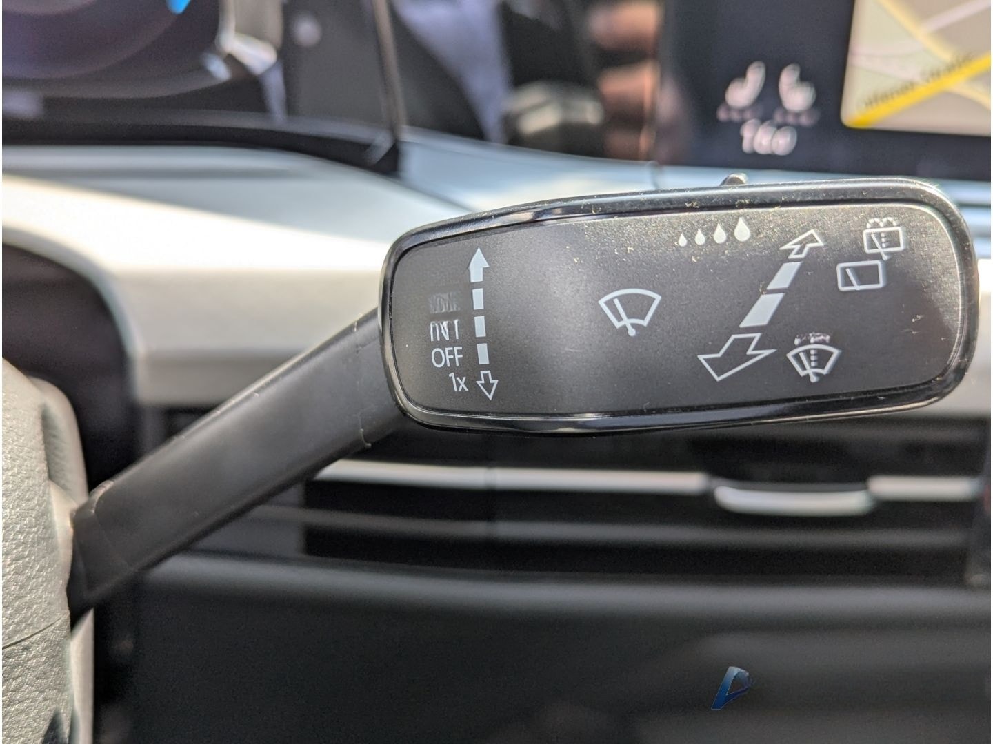 Volkswagen Golf VIII Variant1.0 eTSI DSG Life Navi Digitale foto 10