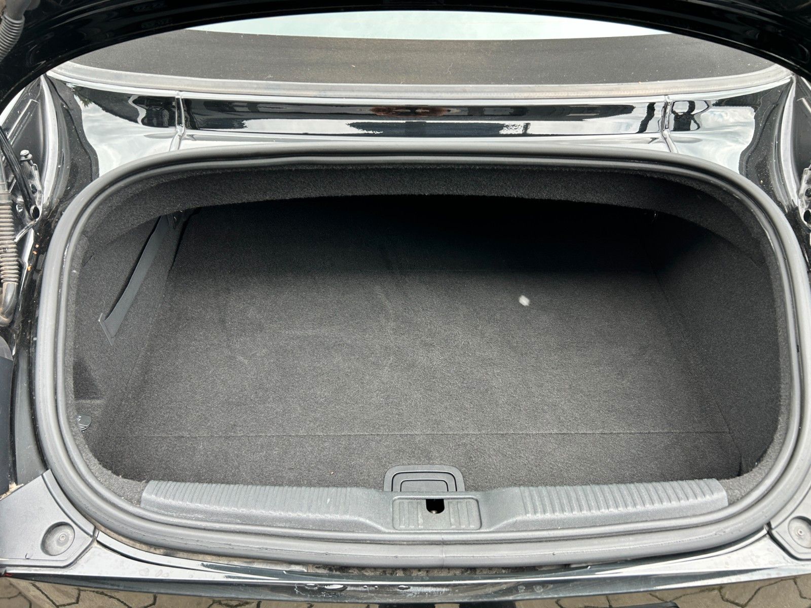 Audi TT Roadster 2.0 TDI ultra SHZ NAVI 2.HD foto 6