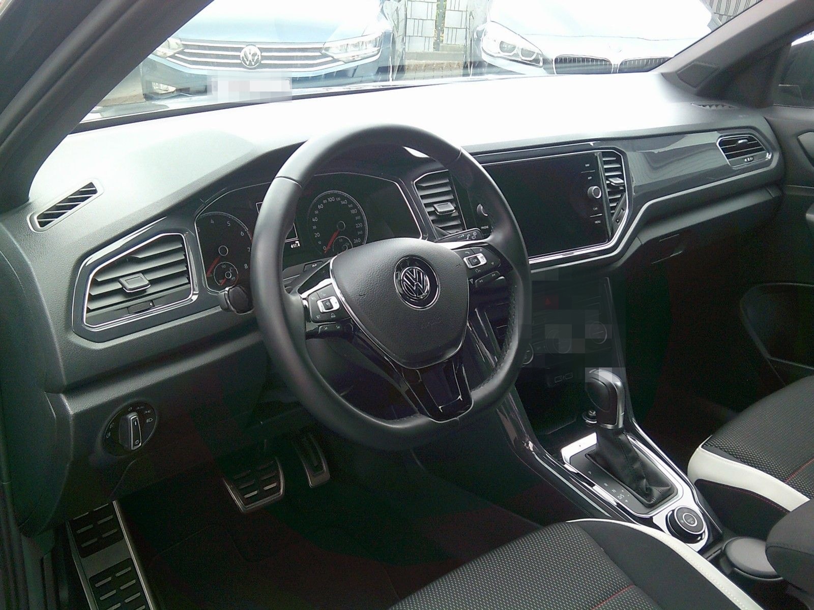 Volkswagen T-Roc DSG Sport 4Motion  2.HAND,NAVI,LED,SHZ foto 9