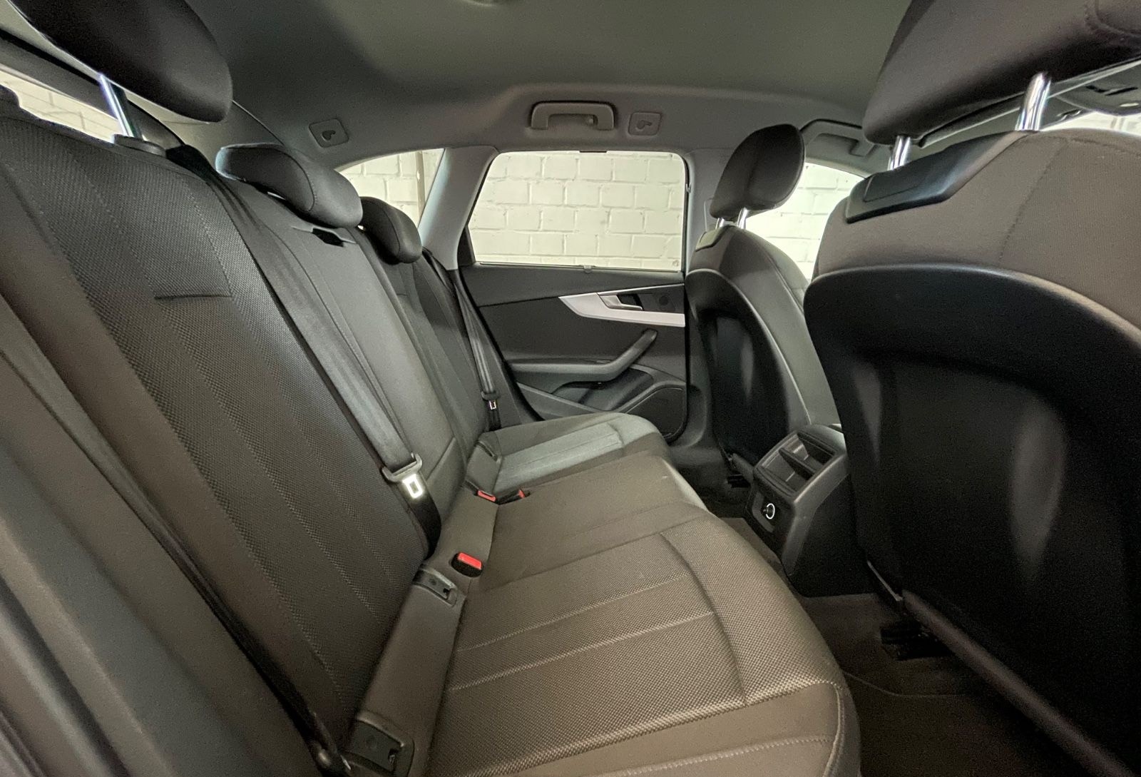 Audi A4 Avant 35 TDI basis*LED*NAV*PDC*ACC*TEMPO* foto 16