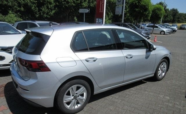 Volkswagen Golf Life 1.5 TSI NAVI LED ALU ACC APS SITZHEIZU foto 2