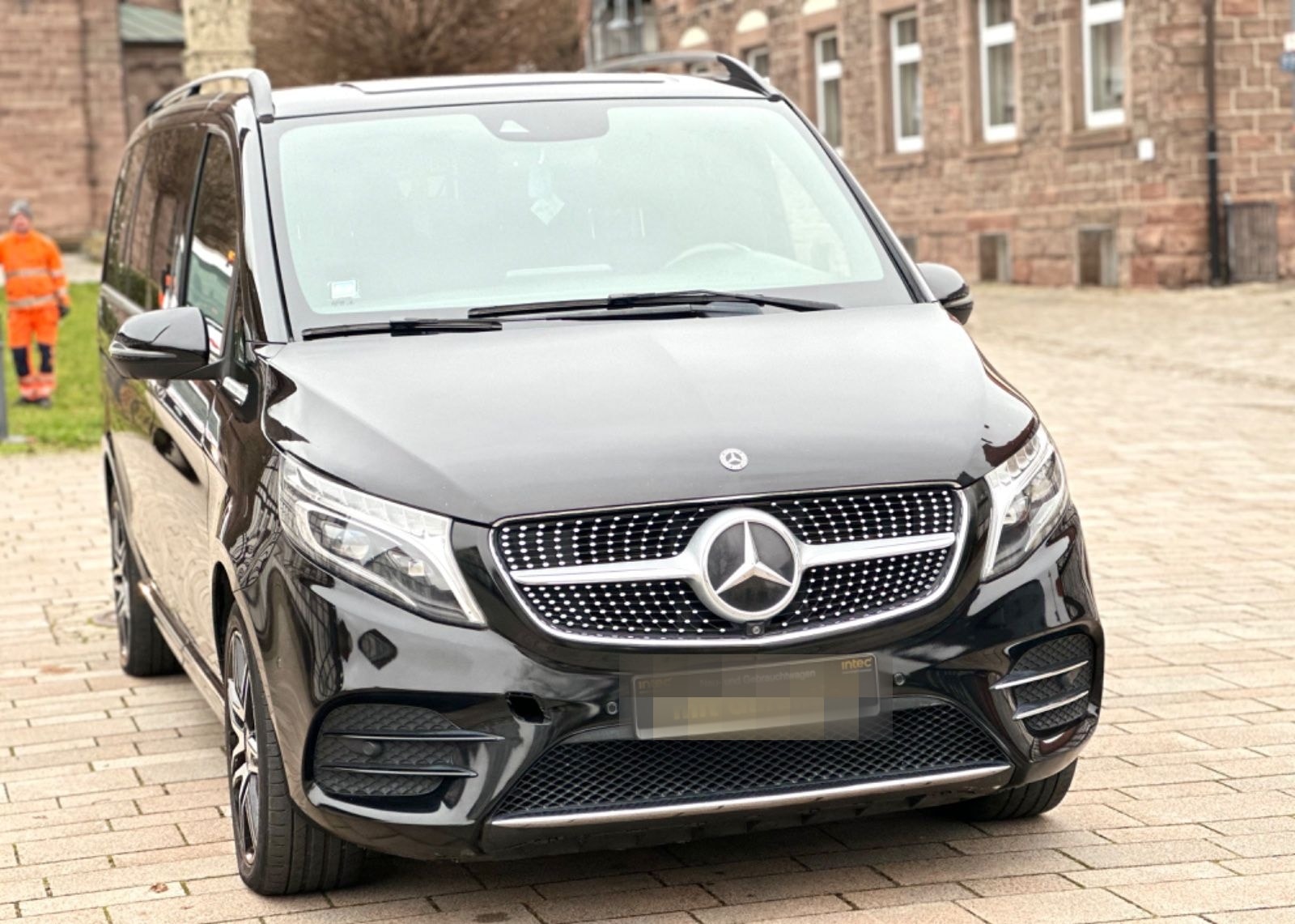 Mercedes-Benz V 300 d Lang AMG. 7 Sitze Automatik Avantgarde foto 7