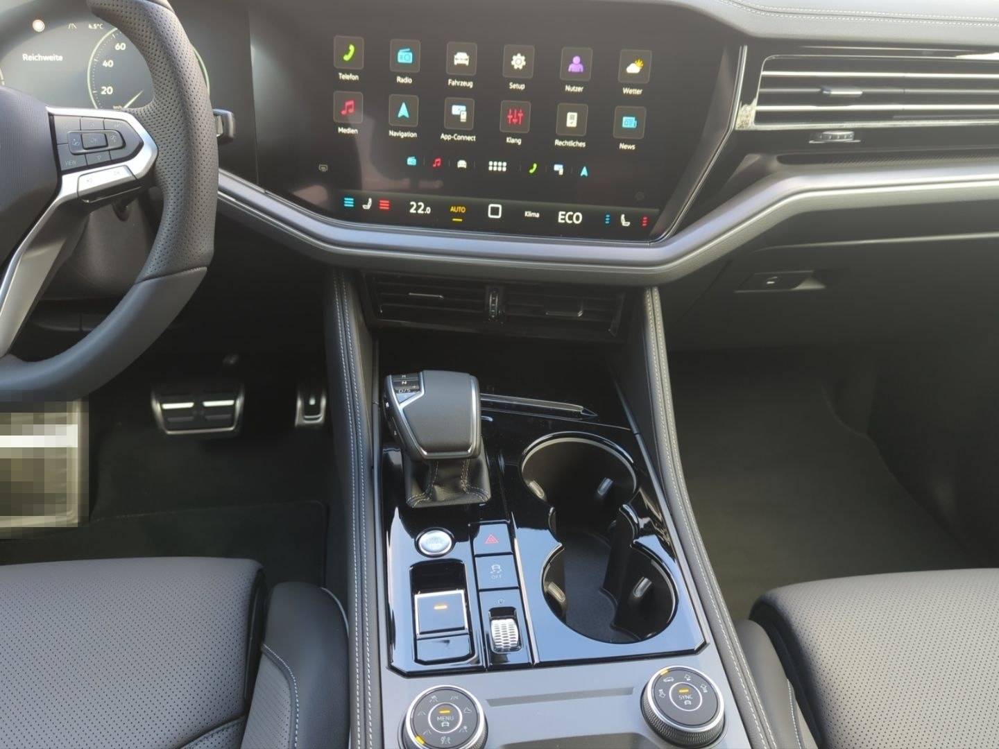 Volkswagen Touareg R-Line 3.0 V6 TDI 4MOTION DSG AHK,NAV,SH foto 17