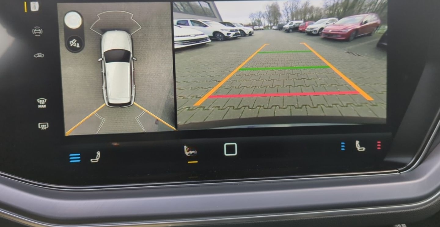 Volkswagen Touareg R-Line 3.0 V6 TDI 4MOTION DSG AHK,NAV,SH foto 10