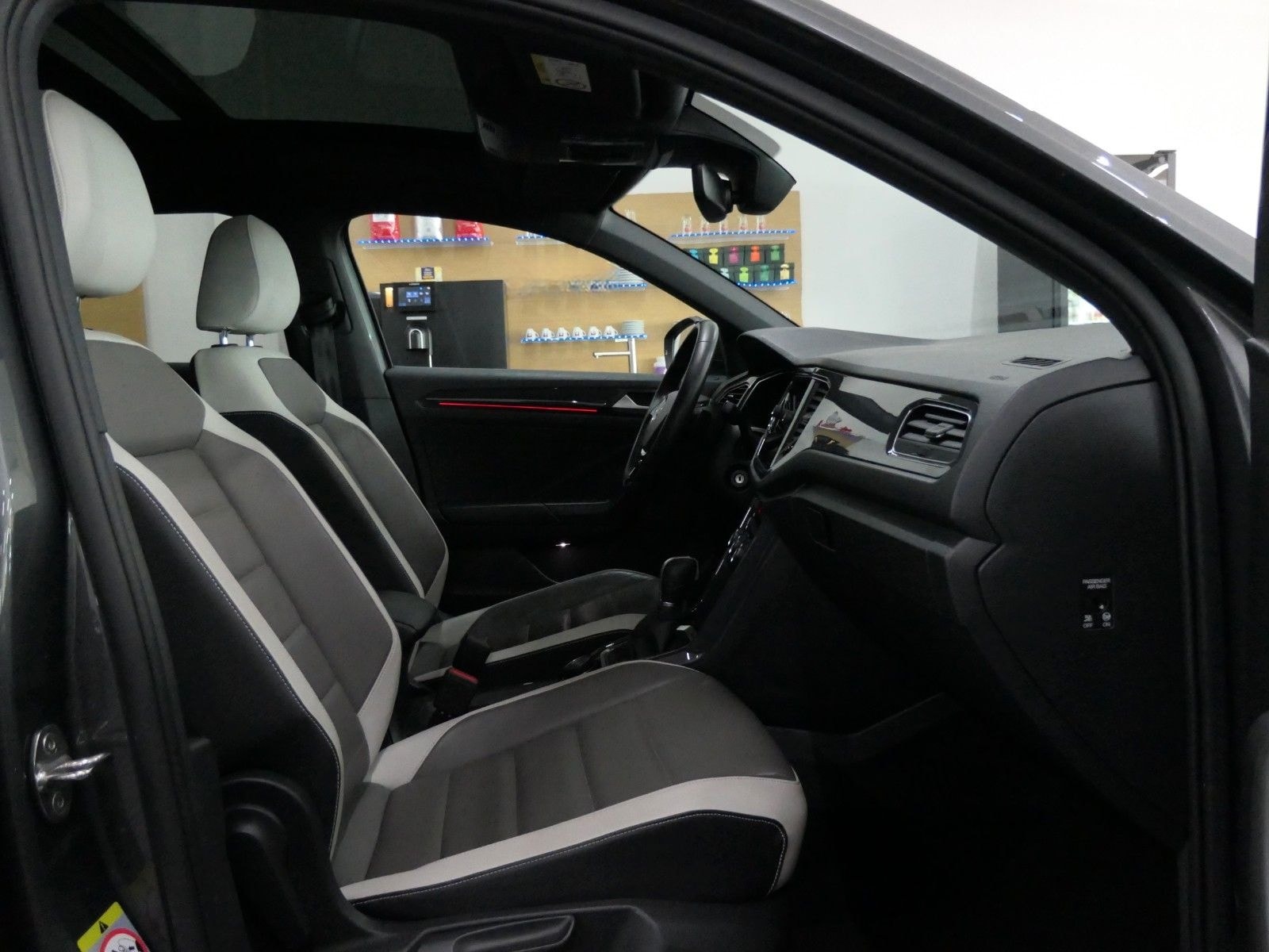 Volkswagen T-Roc Sport 4Motion DSG/BEATS/PANO/LED/CARPLAY! foto 18