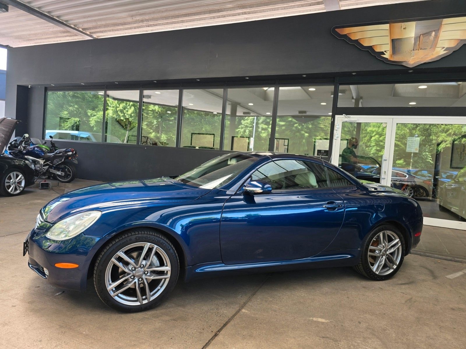 Lexus SC 430 V8 BI-COLOUR-LEDER/NAVI/MEMORY/SZH/PDC foto 2