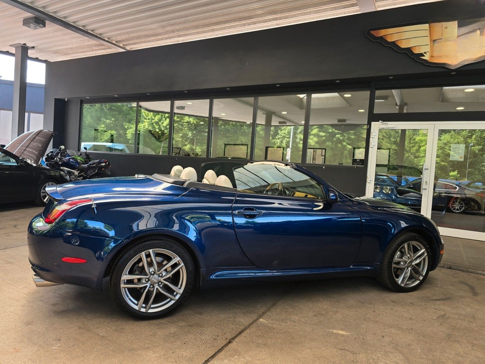 Lexus SC 430 V8 BI-COLOUR-LEDER/NAVI/MEMORY/SZH/PDC foto 13