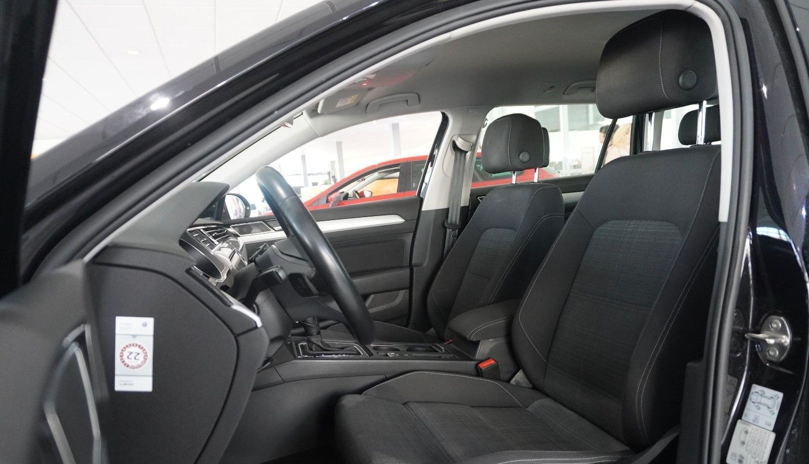 Volkswagen Passat VARI. 2.0D BUSINESS 4M NAVI/KAMERA/SH/AHK foto 11