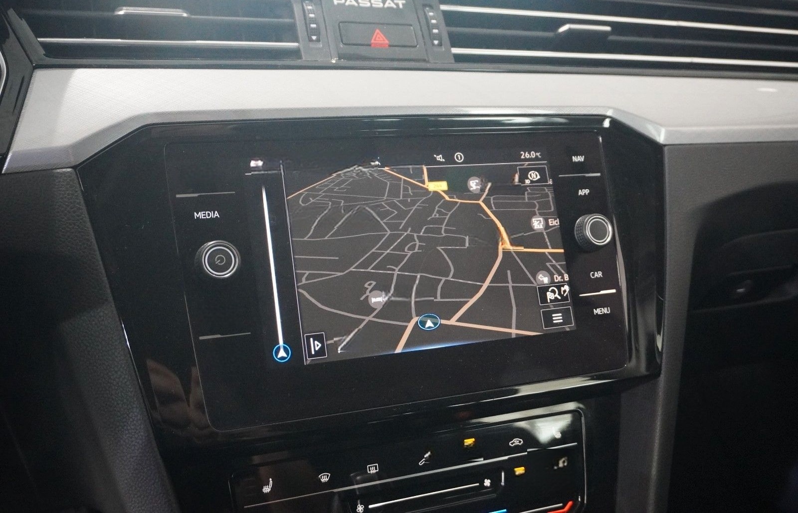 Volkswagen Passat VARI. 2.0D BUSINESS 4M NAVI/KAMERA/SH/AHK foto 20