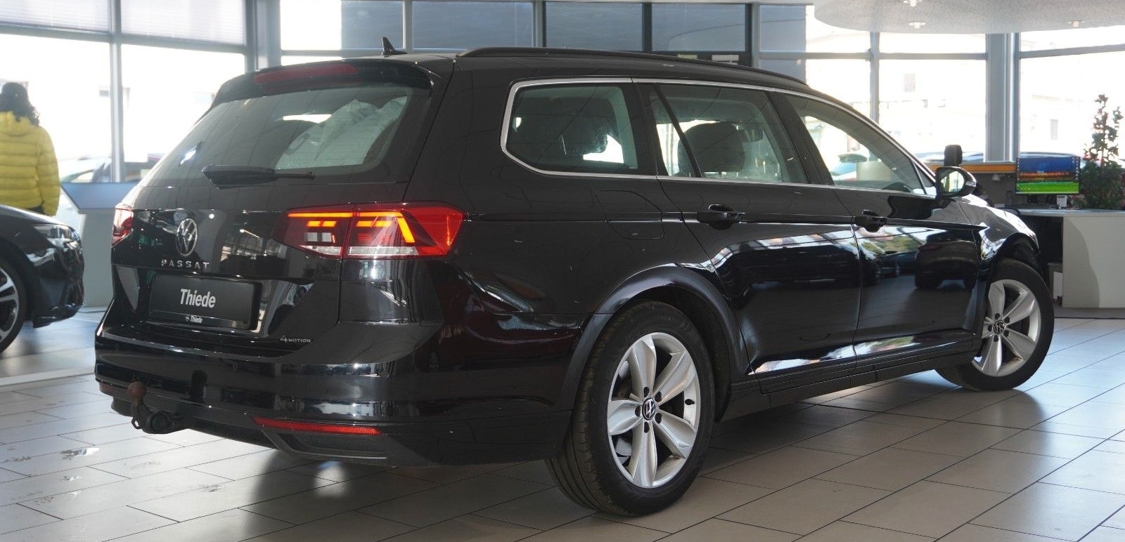 Volkswagen Passat VARI. 2.0D BUSINESS 4M NAVI/KAMERA/SH/AHK foto 6